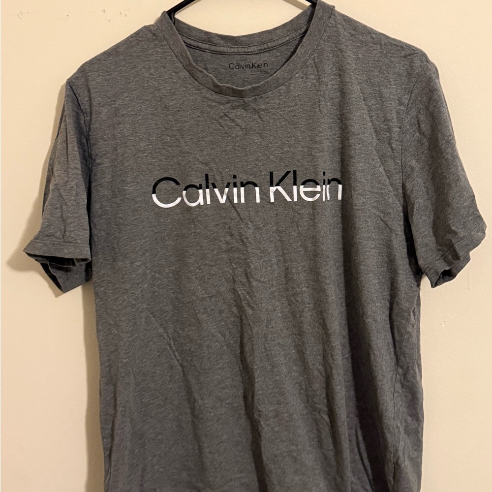 Calvin Klein Men's Gray T-Shirt - Picture 3 of 6